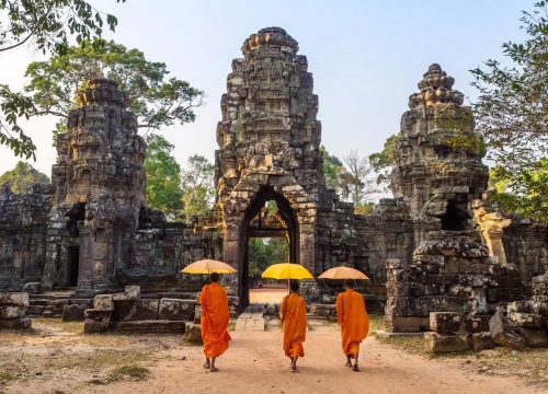 Cambodia Travel Guide: Best Time, Visa, Cities, Food & Travel Tips