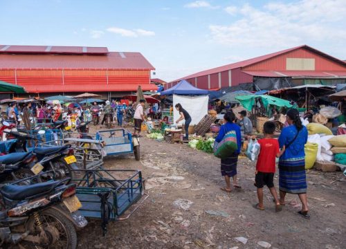 Talat Yen Market