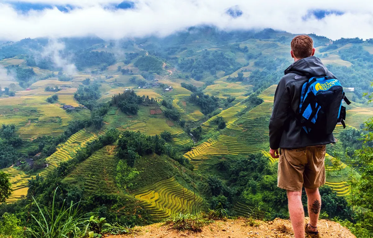 hiking in vietnam sapa