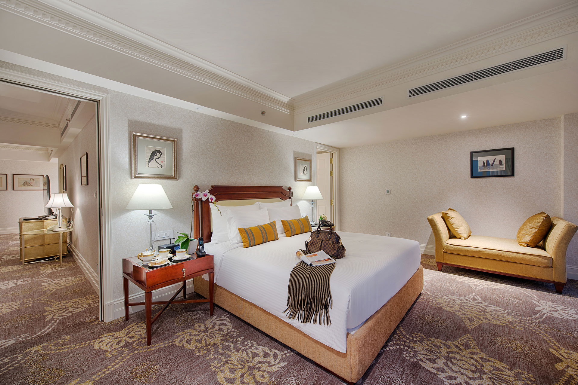 Apricot Hotel Hanoi Gallery and Masterpiece Suites