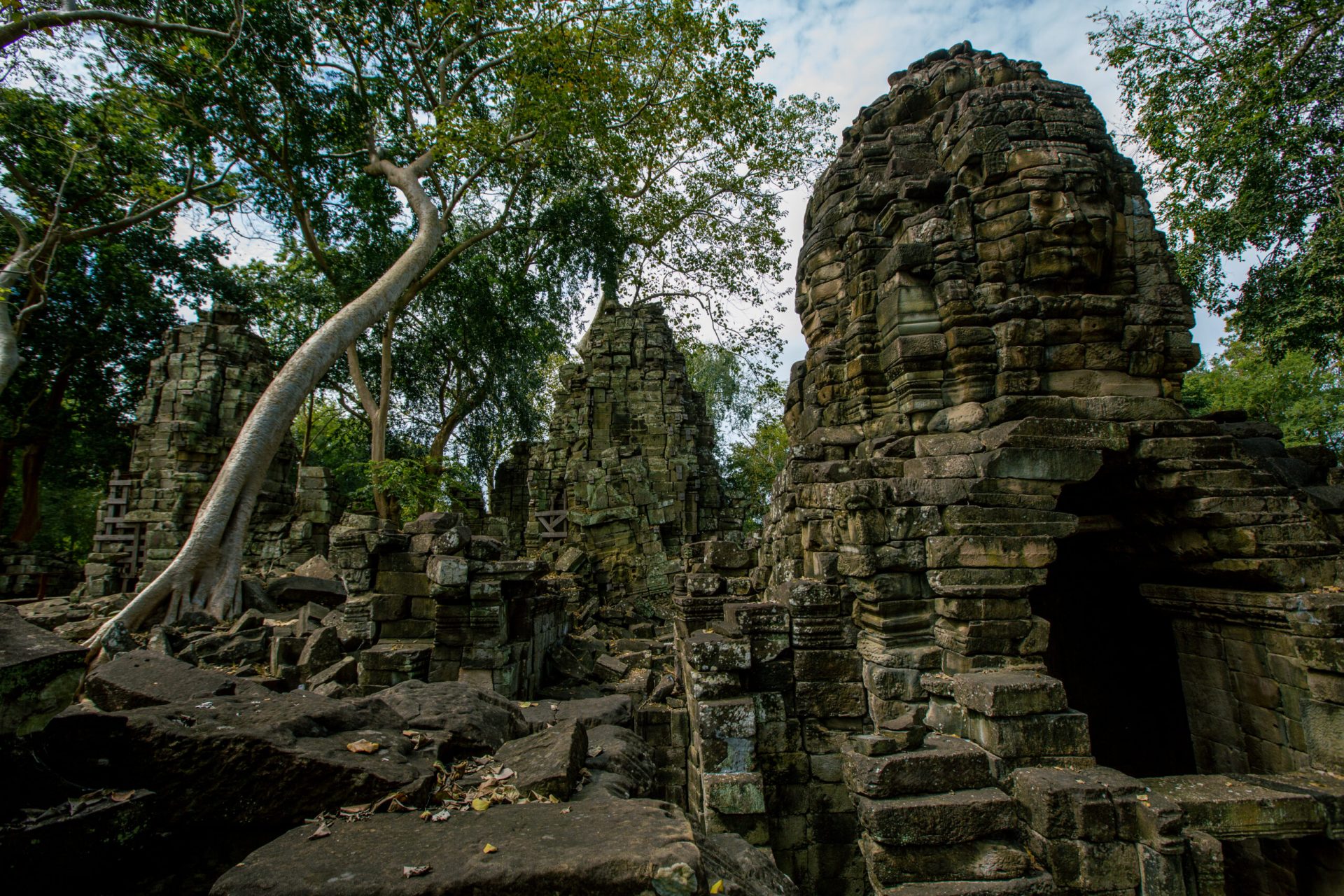 Cambodia culture tours at Banteay Chhmar - Ancient Khmer ruins