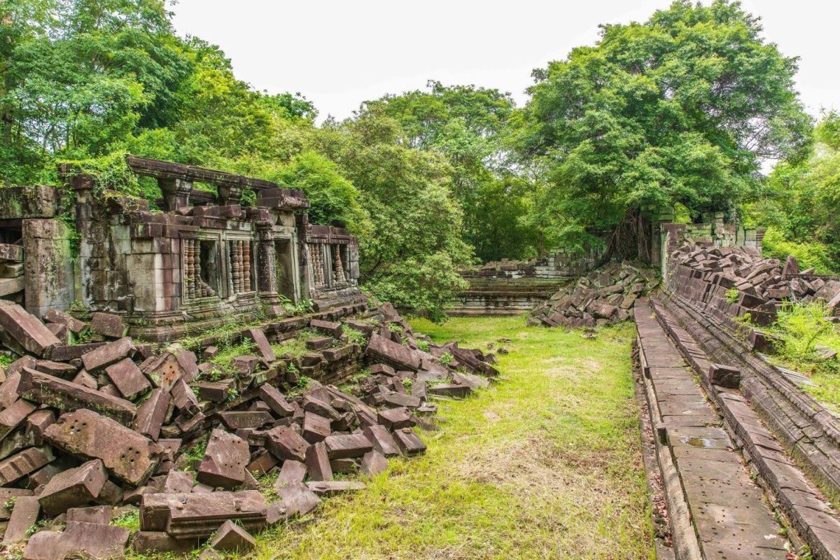 Cambodia culture tours at Beng Mealea - Exploring jungle-covered ruins