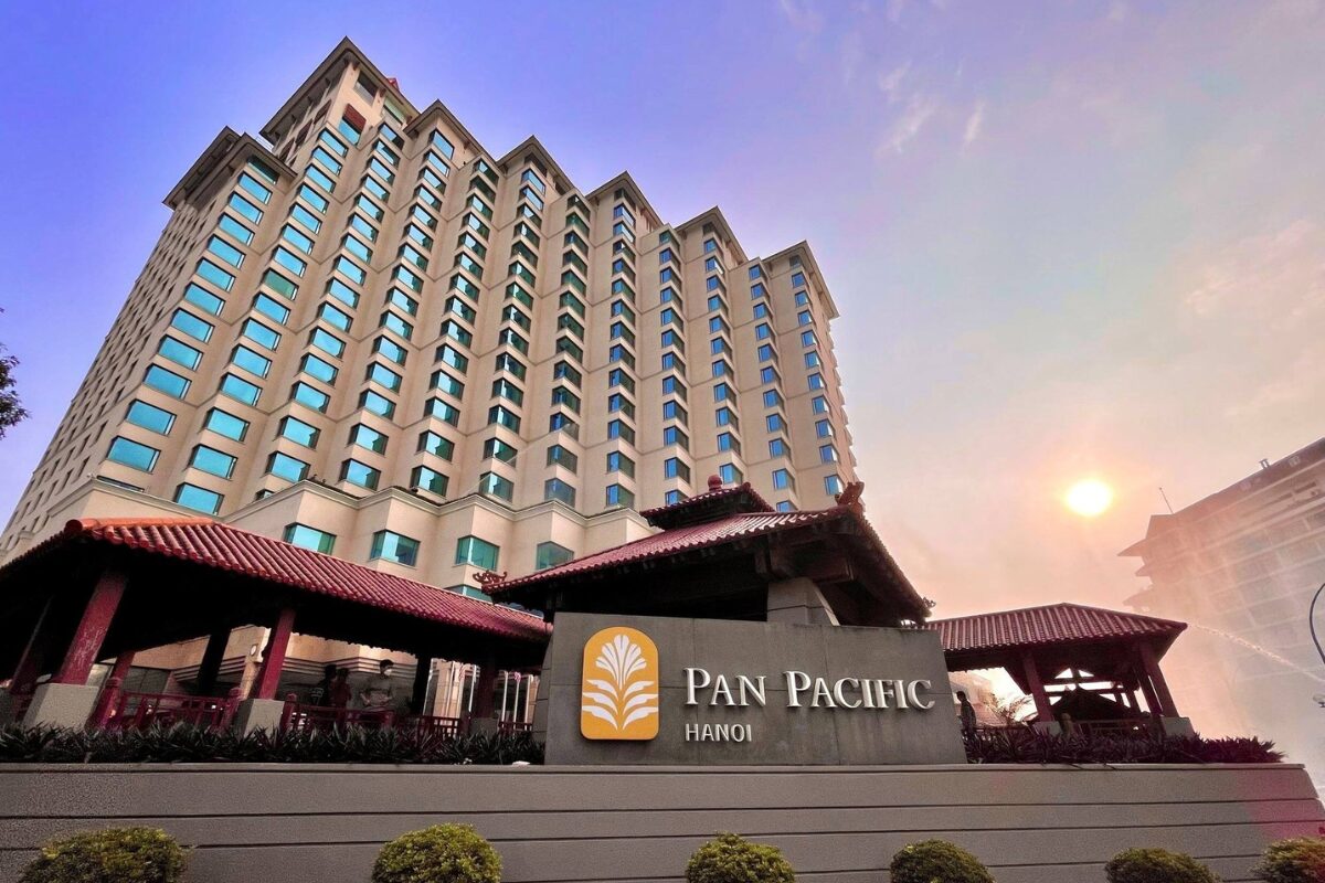 Elegant exterior view with the main sign of hotel pan pacific hanoi