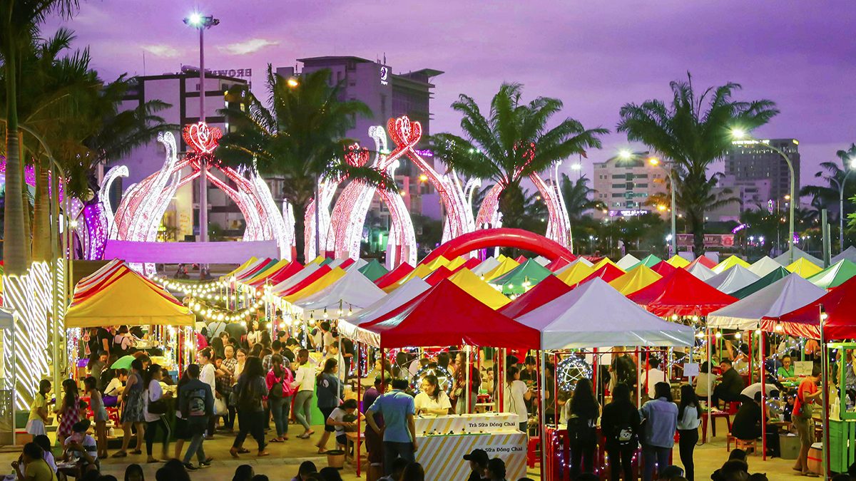 Helio Viet nam Night Market – Biggest food paradise in Danang