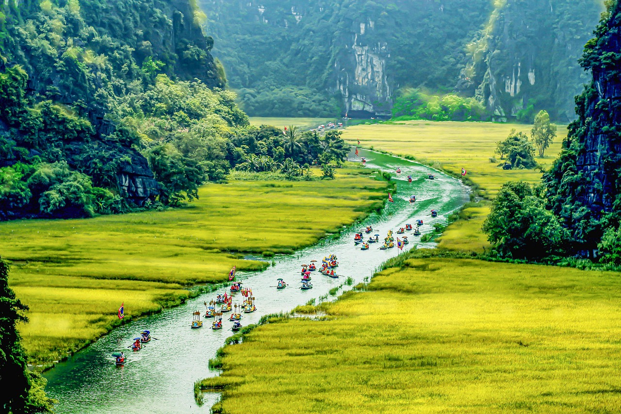 Winding river flowing through Tam Coc in Vietnam Ninh Binh