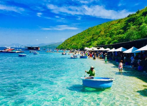 Vietnam Summer Travel: Top Experiences for Your Clients