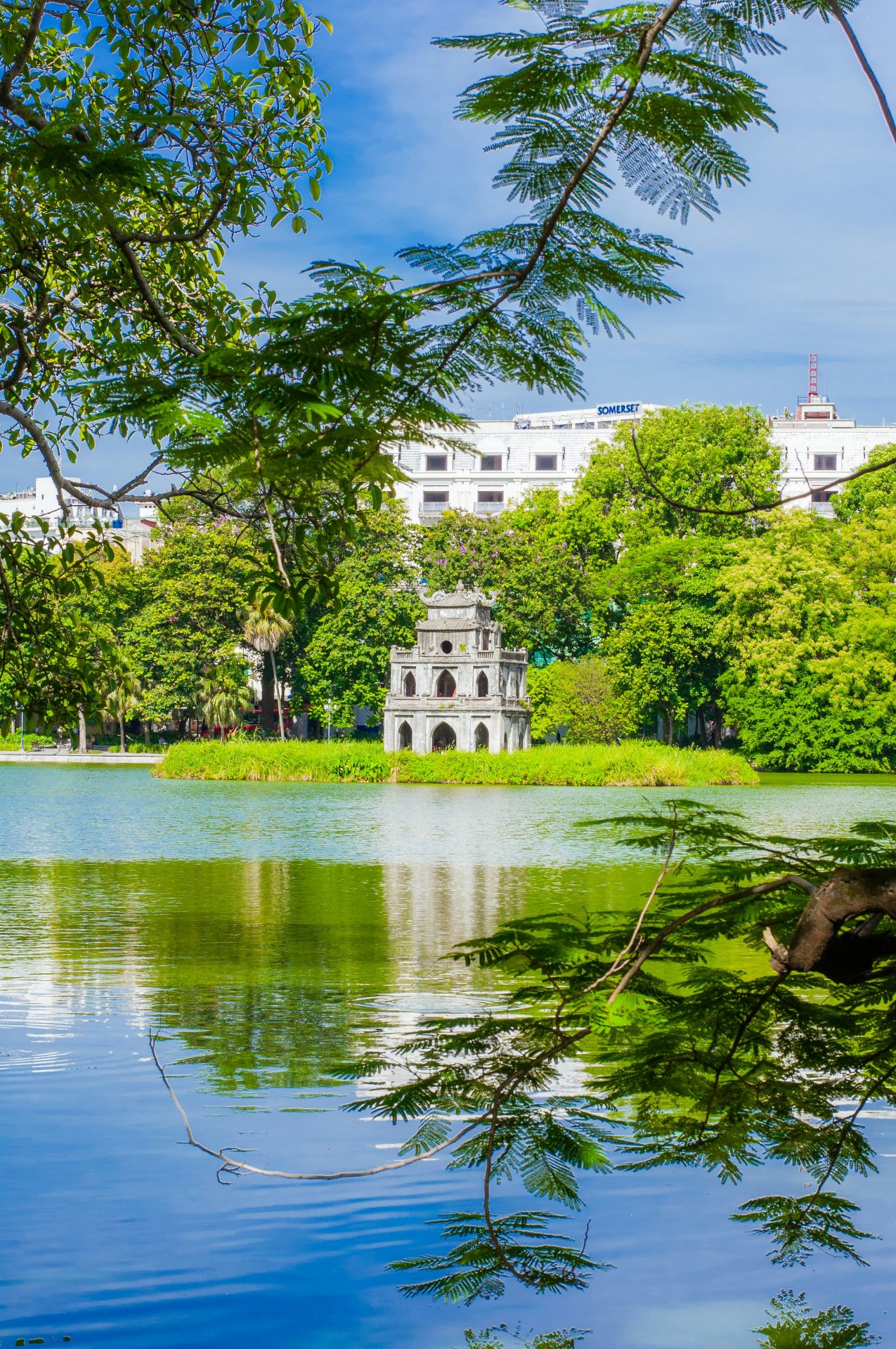 Hoan Kiem Lake and the iconic Turtle Tower 