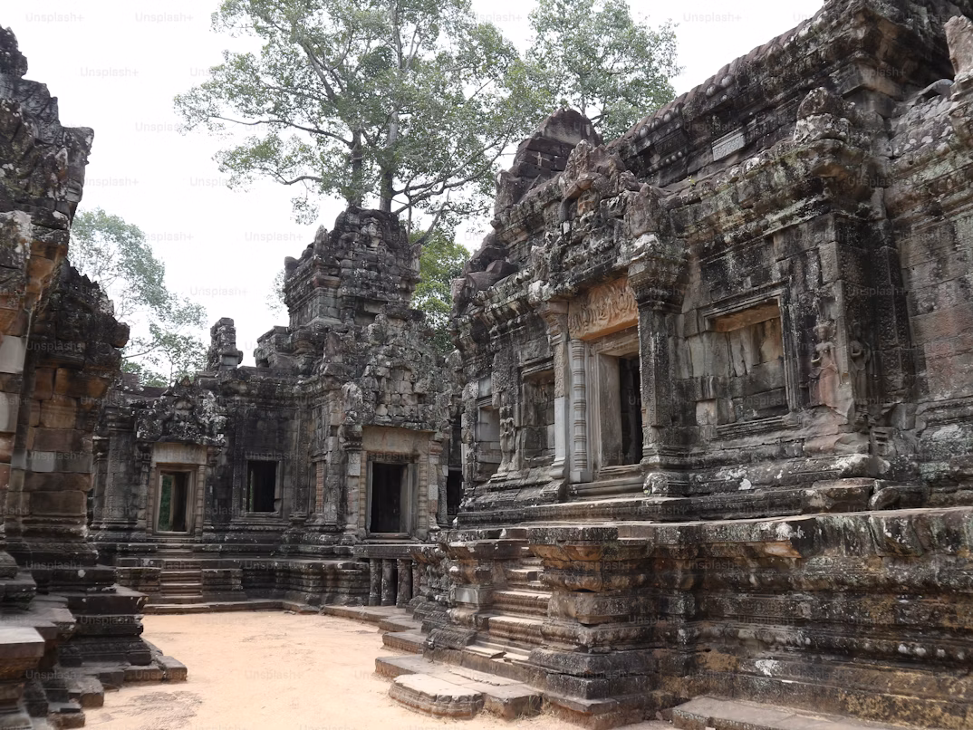 Ancient temple ruins in Angkor Wat, a highlight of any Vietnam Cambodia Laos itinerary 14 days
