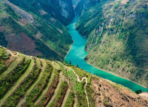 Ha Giang to Sapa: Which Mountain Escape Is Perfect for Your Journey?