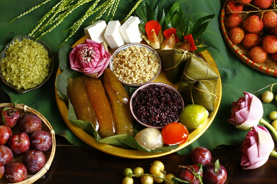 A beautiful platter of traditional foods for the Doan Ngo Festival in Vietnam in June
