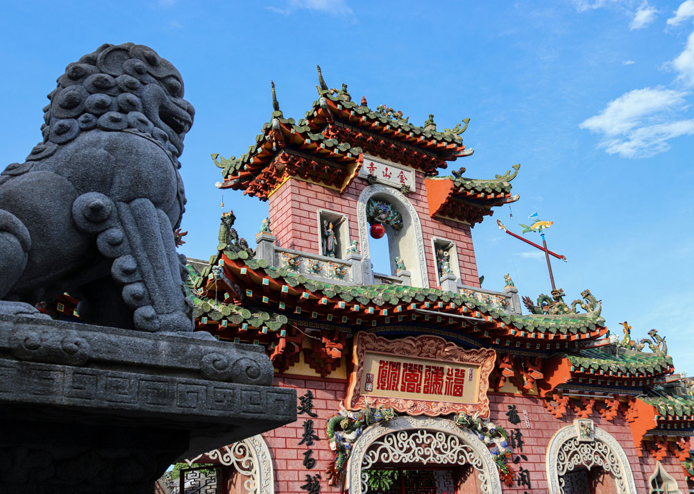 Phuc Kien Assembly Hall in Hoi An, a key sight on a hoi an private tour