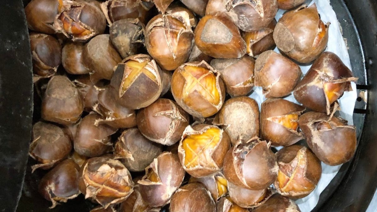 Roasted Chestnuts, a recommended best food in Sapa