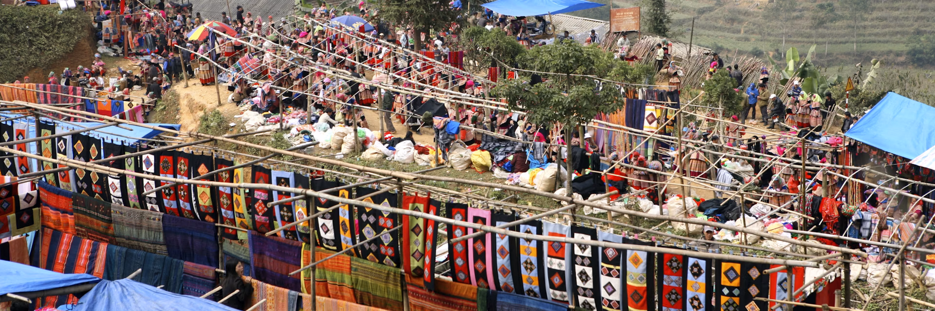An overview of the crowded, a highlight of a Sapa market tour.
