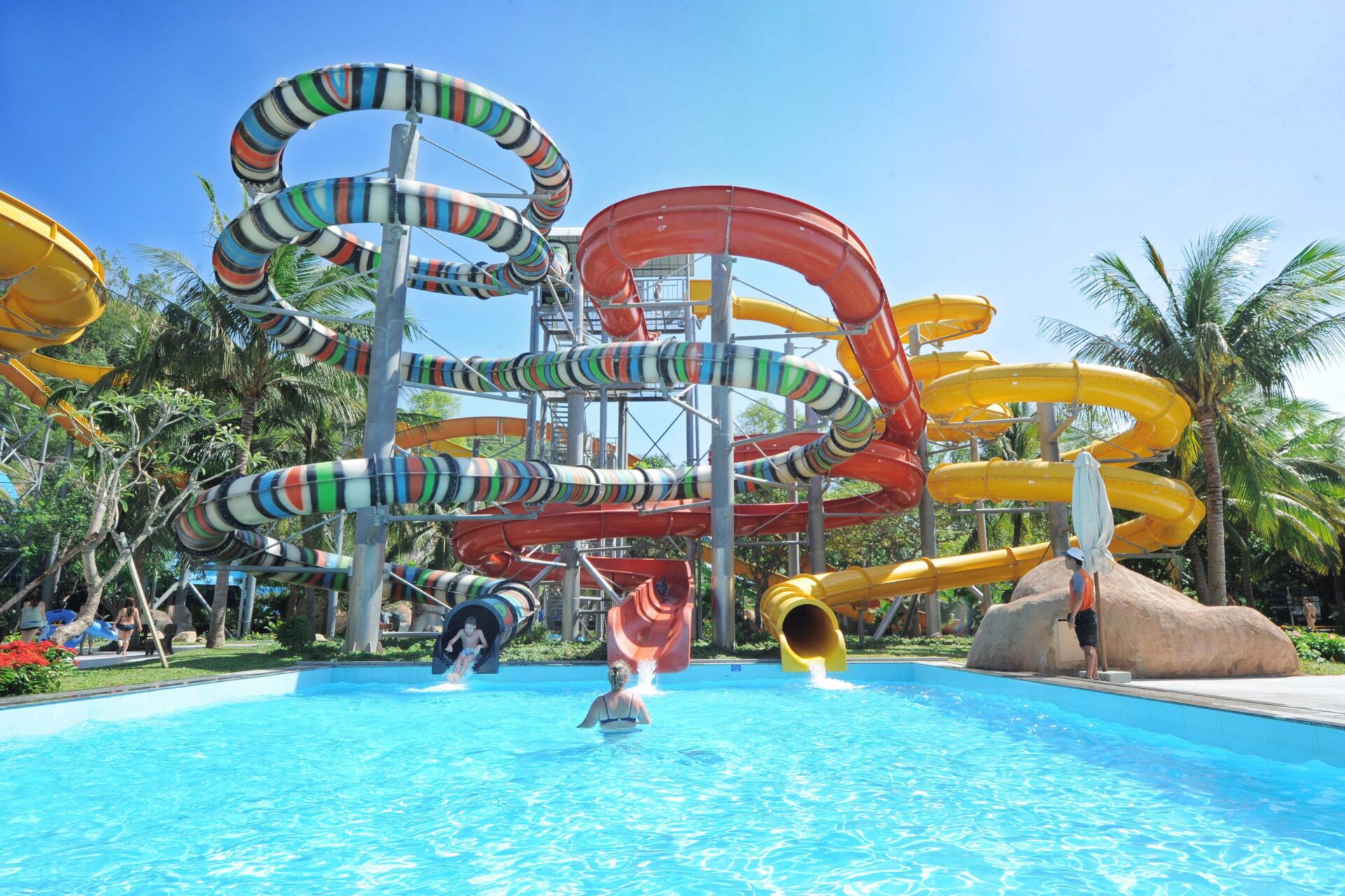 A sunny view of the West Lake Water Park, located near West Lake Hanoi