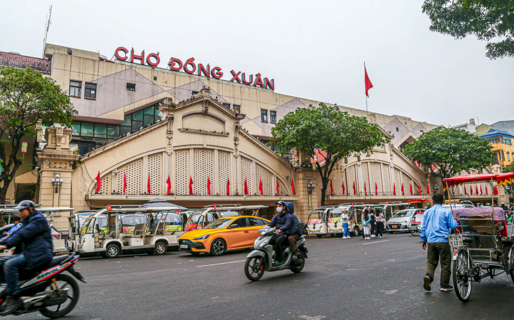 Facade of Dong Xuan Market, a key landmark in the 36 Streets Hanoi area