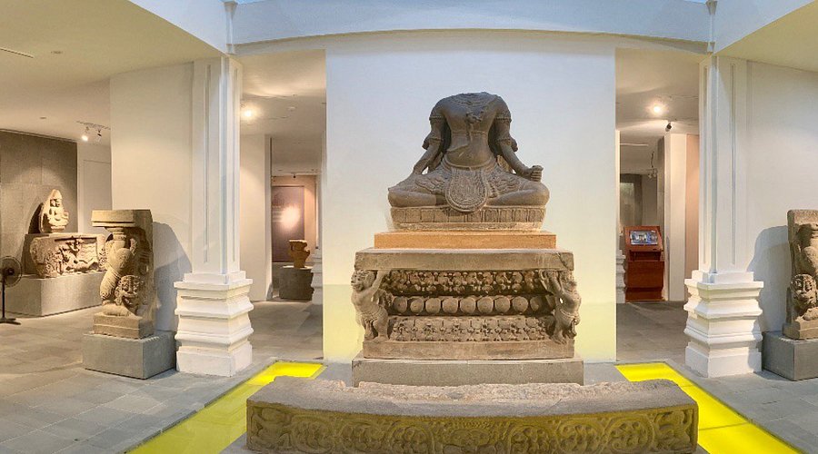 Cham Sculpture Museum displays ancient artifacts enjoyed during a cultural Danang tour package visit.