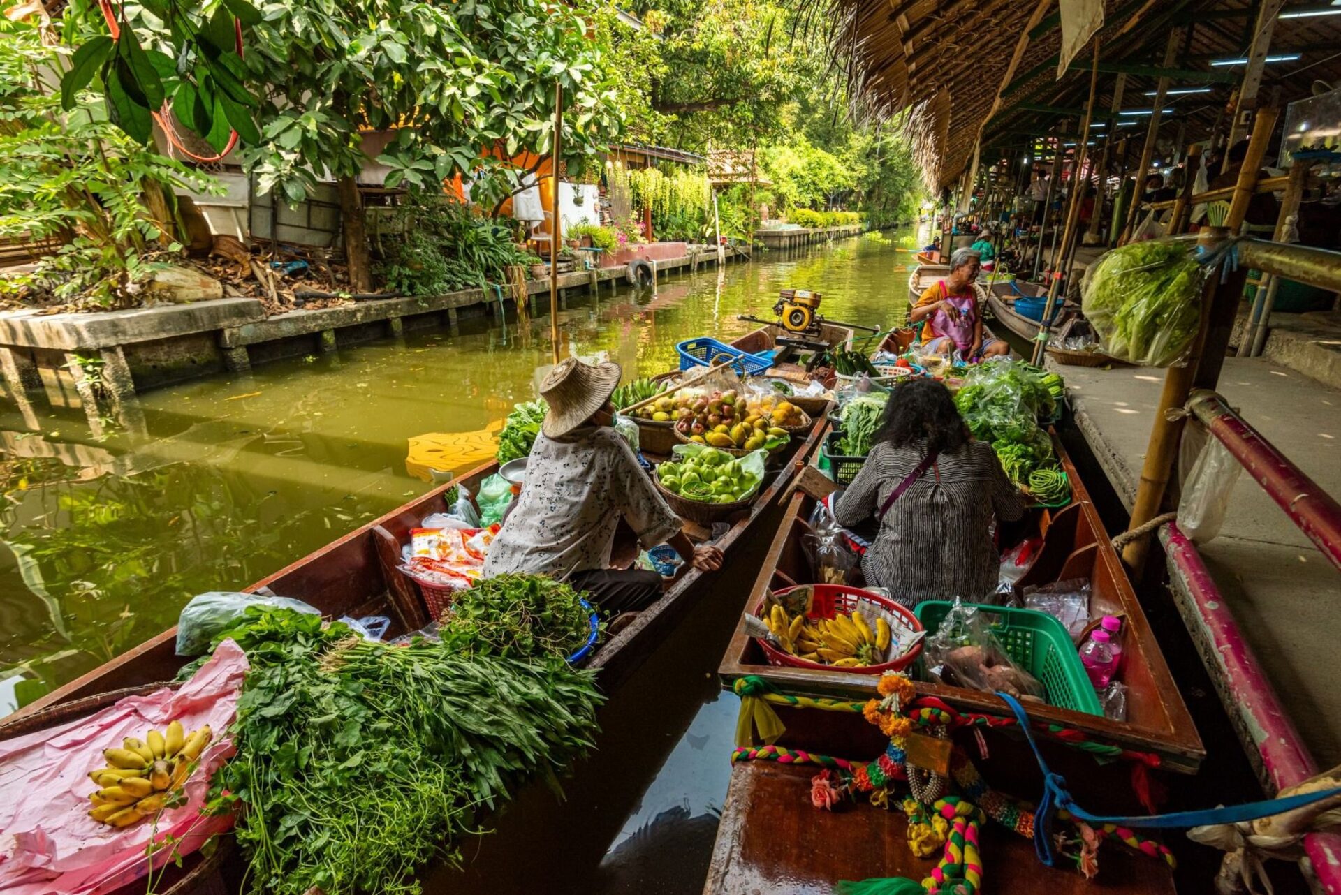 Khlong Lat Mayom - A floating market in Bangkok