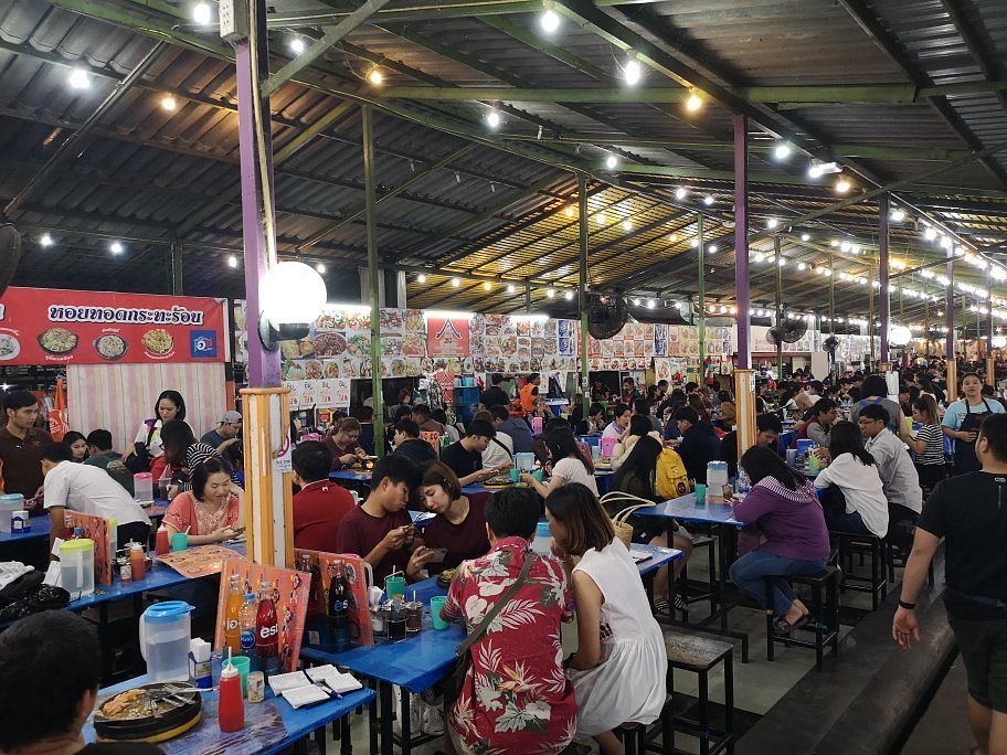 Malin Plaza - A must-visit place in Chiang Mai night market