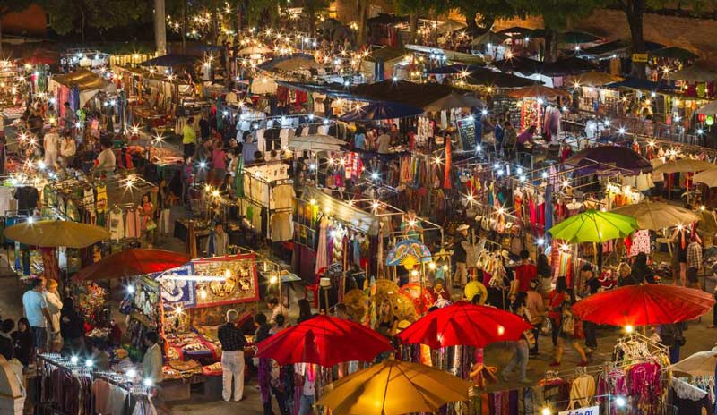 Night Bazaar - A must-visit destination for city tour Chiang Mai