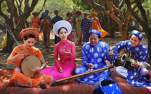 Southern folk songs (đờn ca tài tử)