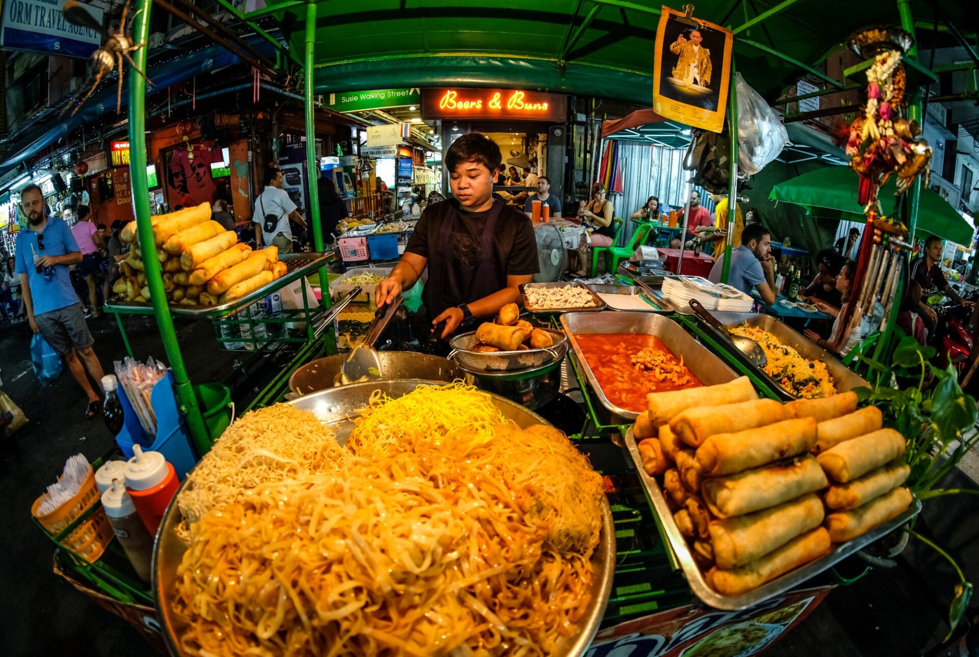 A street food vendor in Bangkok food tour