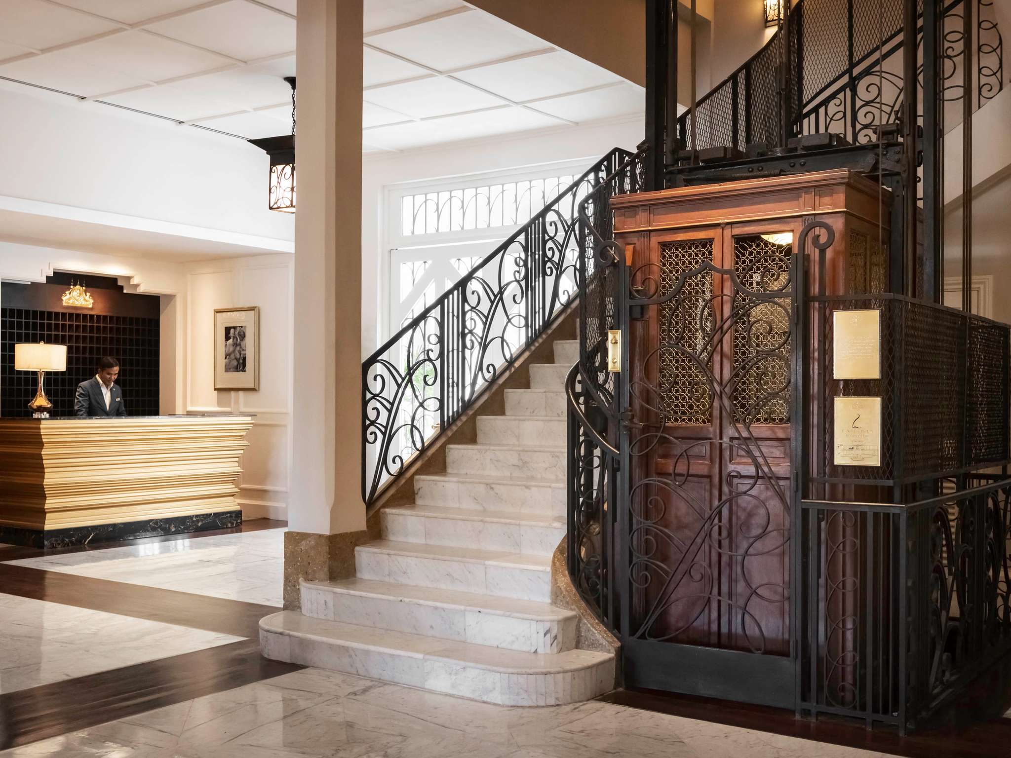 The architecture of Raffles Grand Hotel d’Angko