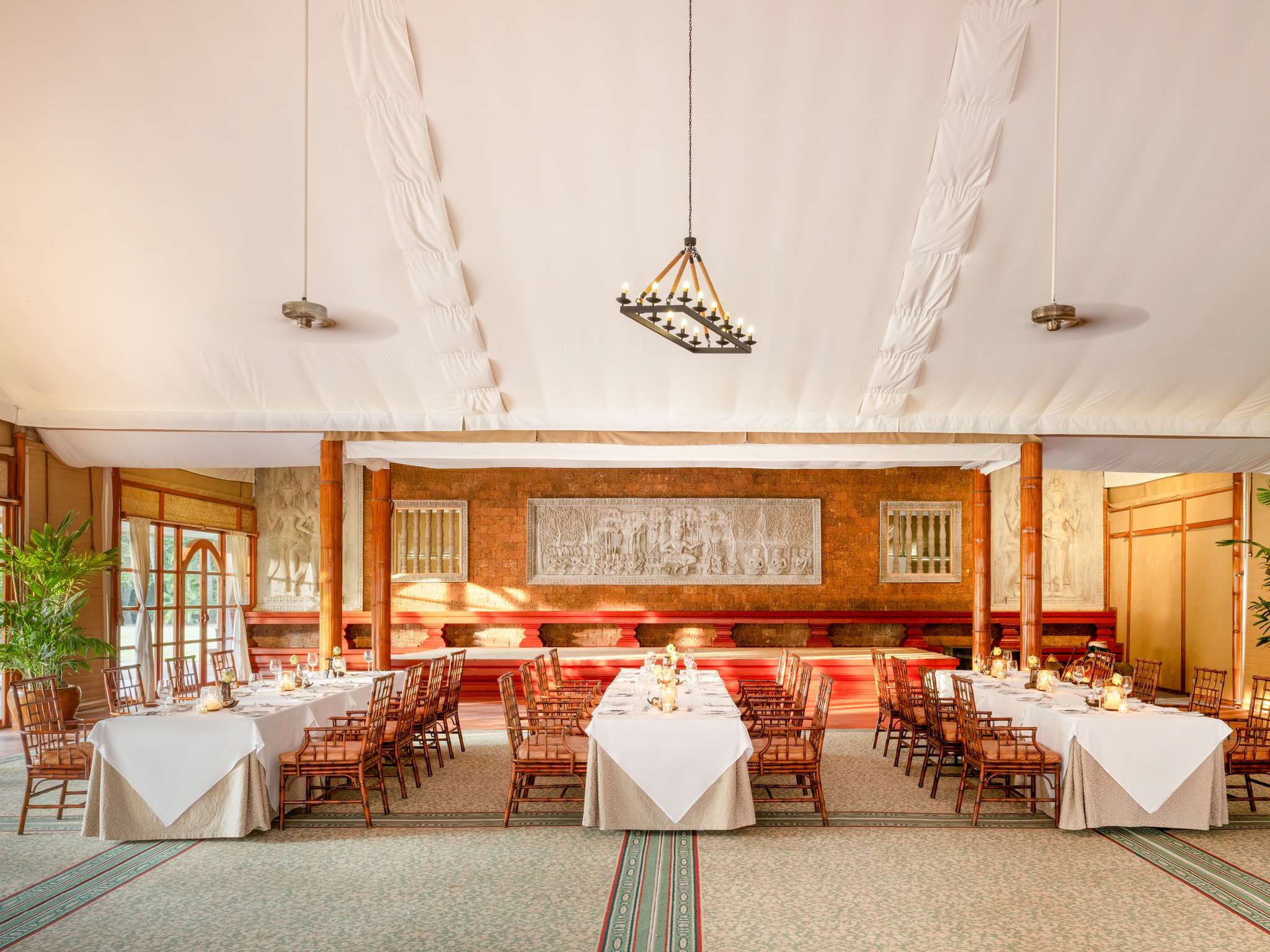 Raffles Grand Hotel d’Angkor provides a majestic setting for large conferences