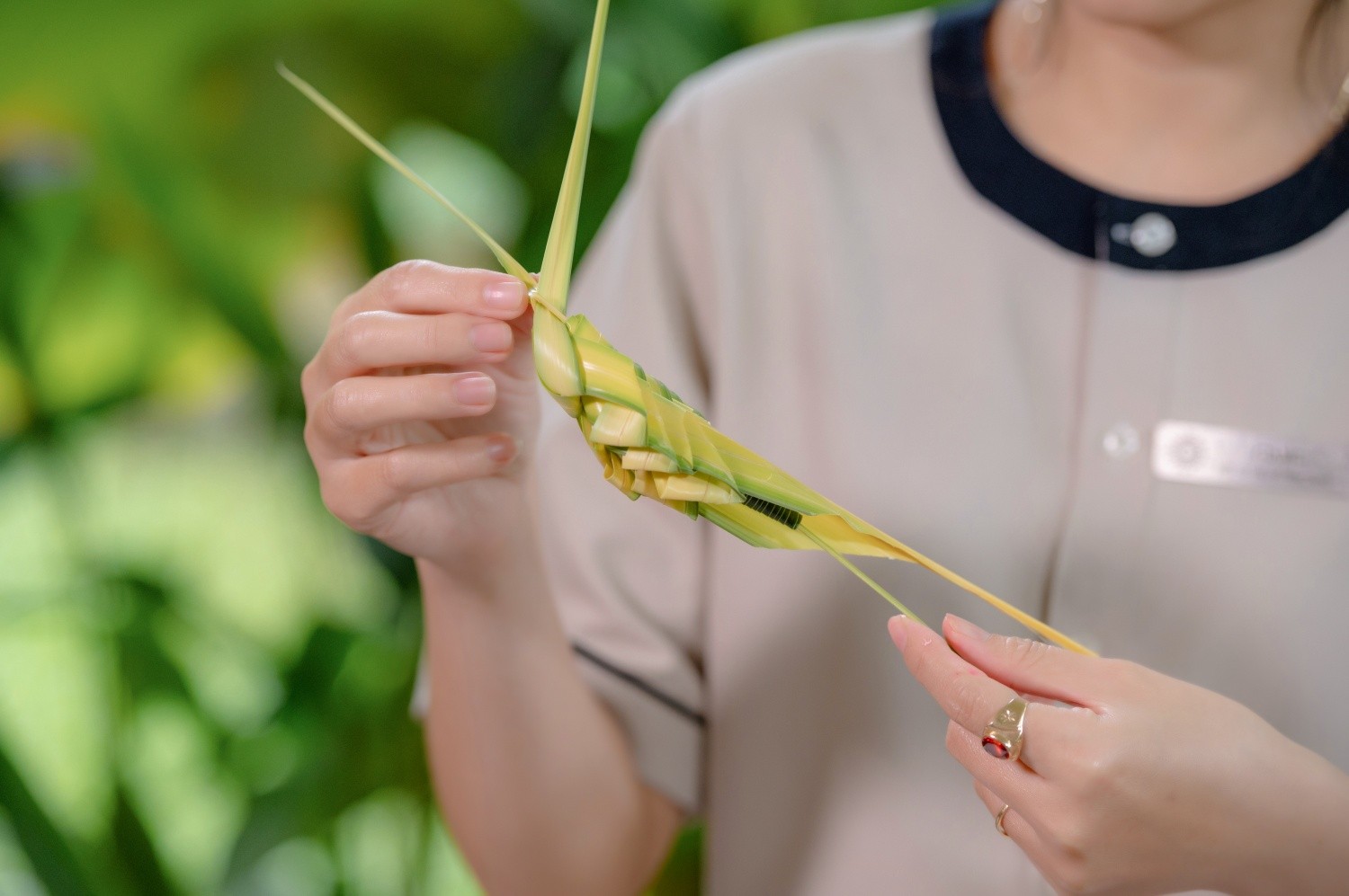 Traditional leaf weaving workshop at La Siesta Hoi An Resort