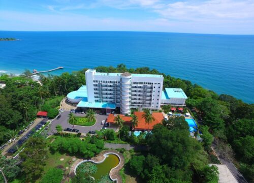 Independence Hotel by Dara – A Historic Beachfront Retreat in Sihanoukville