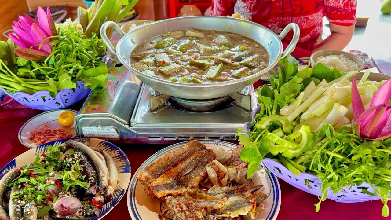 Fish Sauce Hotpot - A must-try food for Vietnam food tour