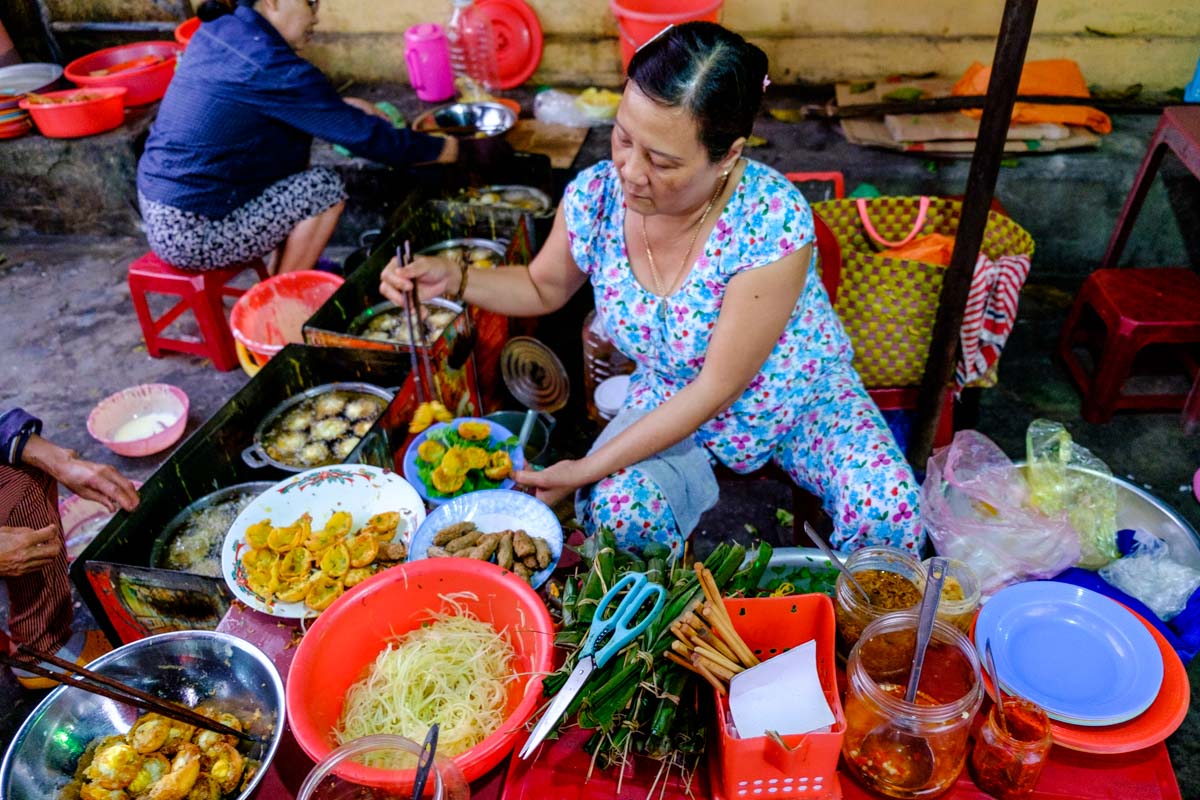 Hoi An Street Food Walking Tour with Tastings – The Essence of Hoi An Food Tours
