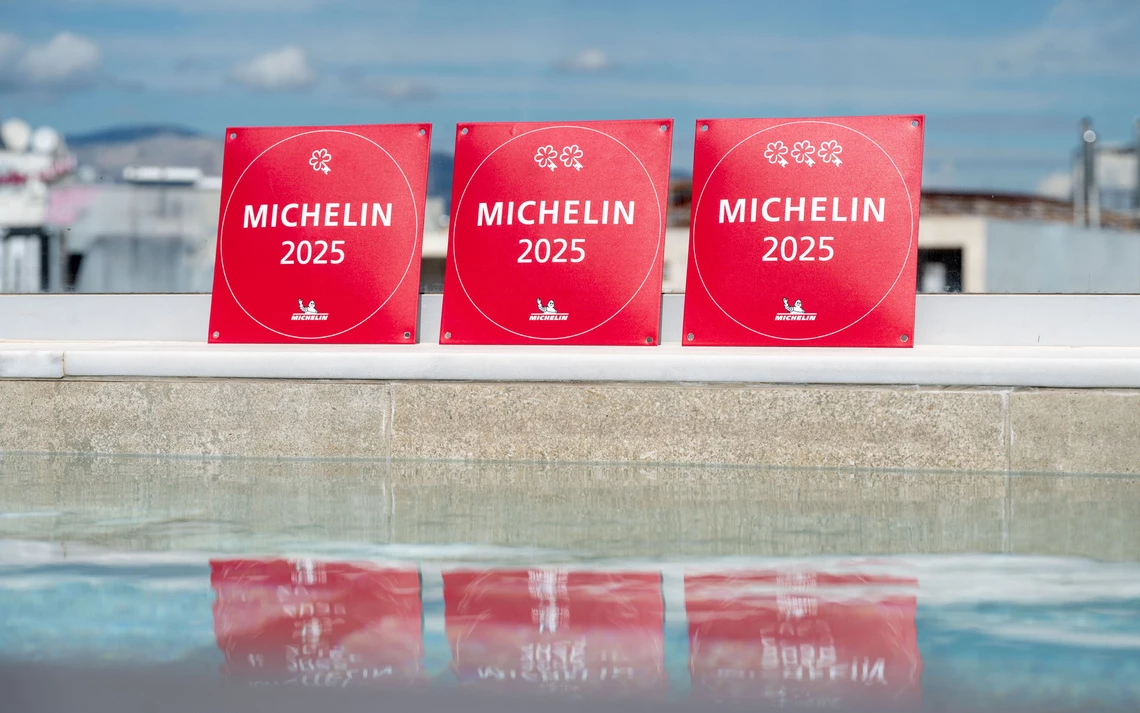MICHELIN awards highlighting MICHELIN Key Hotels in Vietnam celebrating luxury hospitality and service excellence leadership