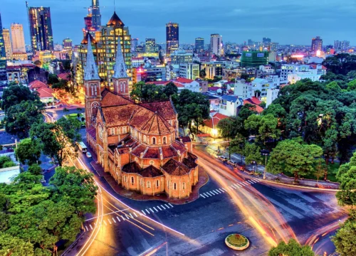 Top-Rated Ho Chi Minh City Tour Options: From Icons to Hidden Gems