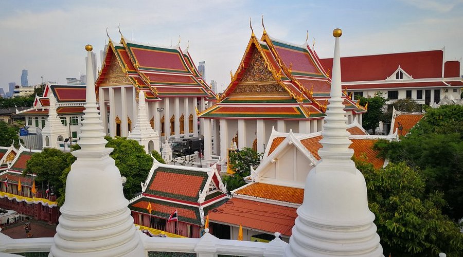 Wat Prayoon - One of the must-see pagodas in Thailand