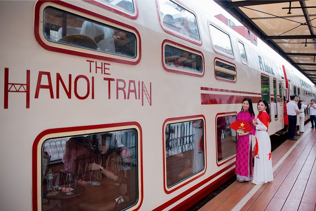 The Hanoi Heritage Train is a cultural experience that brings you closer to Vietnam’s soul. 