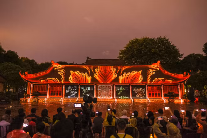The main highlight of the program is the 3D Mapping presentation themed “Tinh Hoa Dao Hoc”