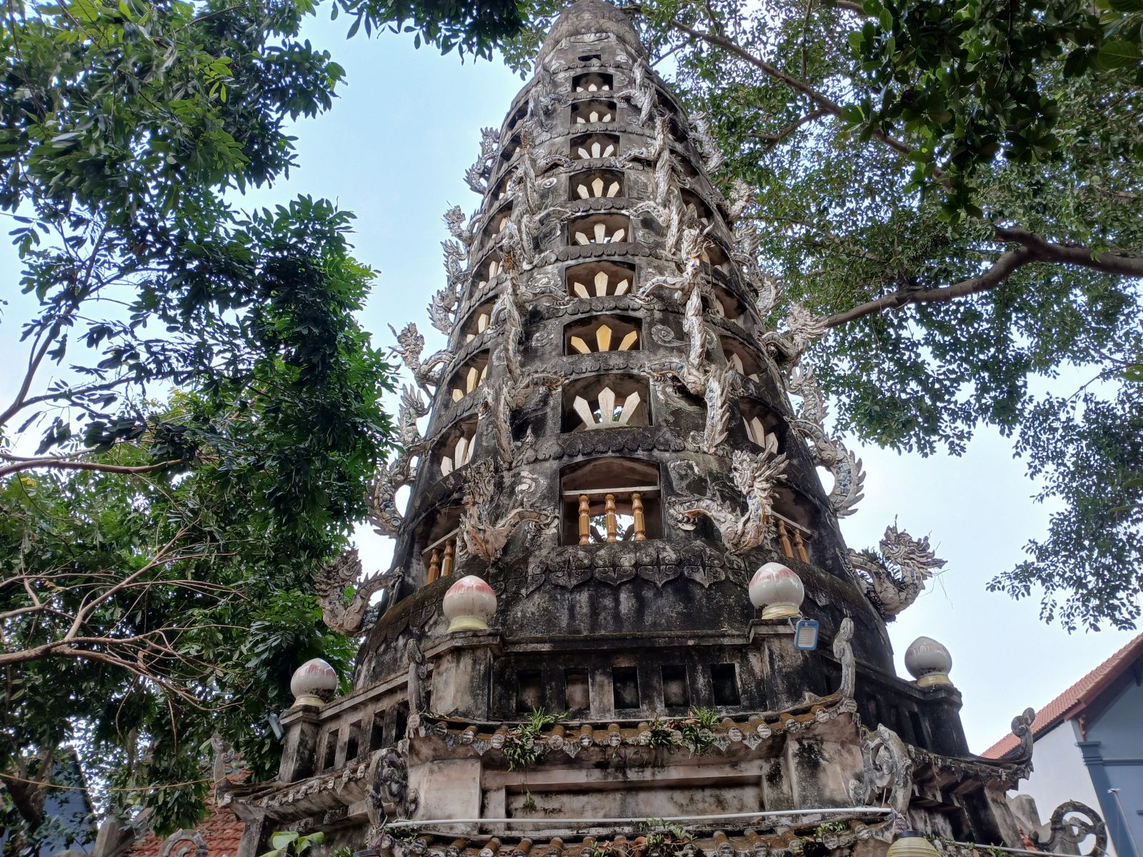 Mia Pagoda in Duong Lam Ancient Village