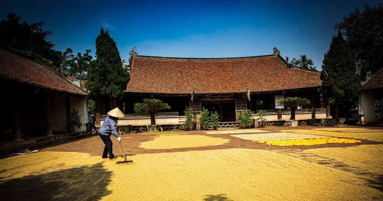 Mong Phu Communal House